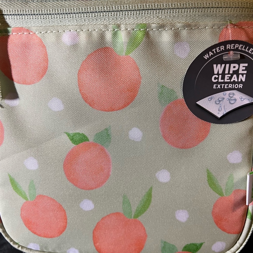 Fulton Bag Co. Insulated Lunch Bag. NEW AND SEALED - Picture 3 of 7
